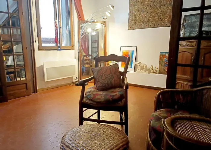 아파트 Loft In The Heart Of *